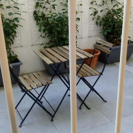 Bari Central Patio Appartamento Esterno foto